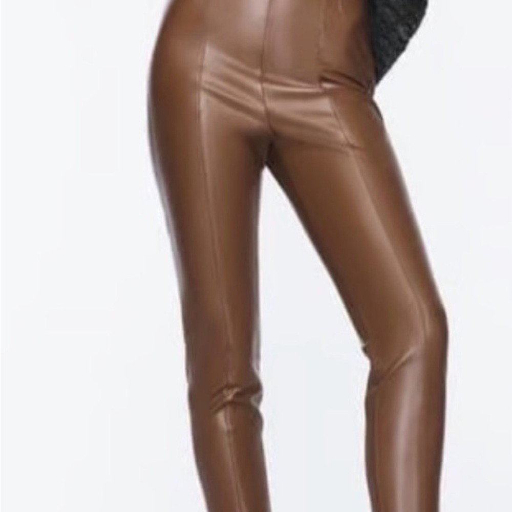 ZARA Vegan Faux Leather High-Waisted Leggings Pants in Cognac / Brown sz S